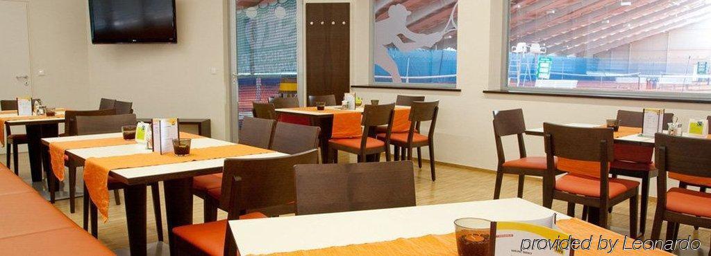 Jufa Hotel Leibnitz Restoran foto